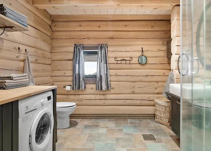 Large And Cozy Family With Sauna *